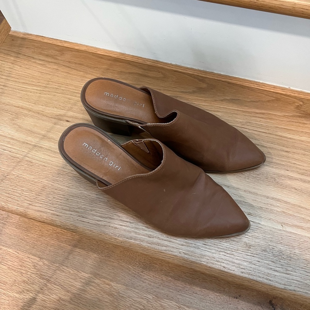 Madden Girl 8.5 brown leather mules
